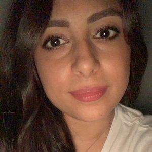 Meet your Posher, Fatima